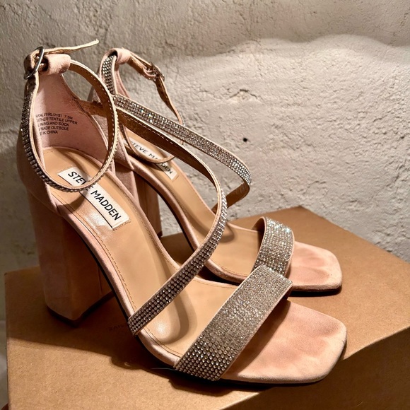 Steve Madden Heels - Picture 1 of 6
